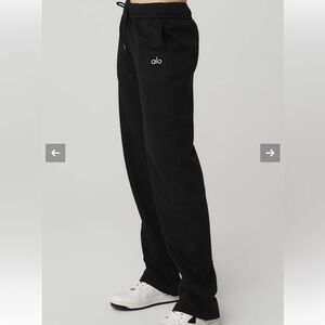 ALO Accolade Straight Leg Sweat Pant